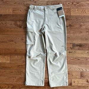 Northface NWT size 6 Bridgeway Ankle Pant